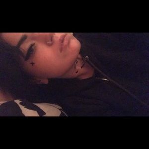 Meet your Posher, Amelia